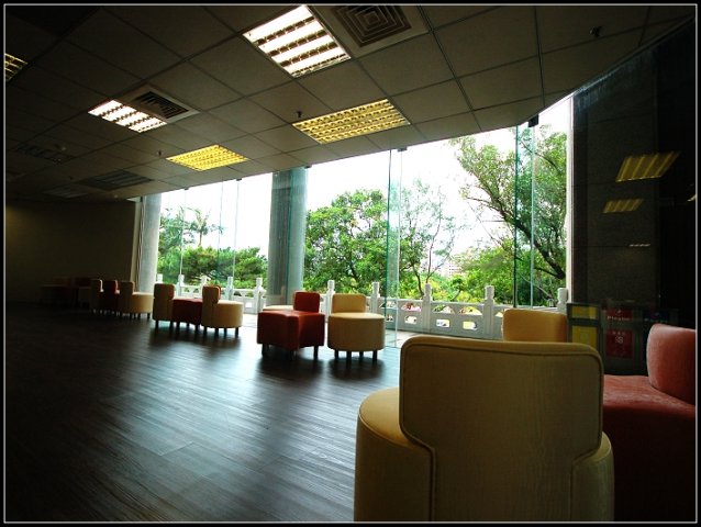 觀景閱讀兩相宜.jpg, 406 KB